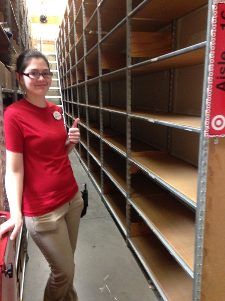 jjlafoe's tweet photo. No shoes in the back here at 757! This is what AMAZING talent is! Thanks Hailey! @KColeman32 @CatMoore18 @A4Jackson https://t.co/Fxlqo6g8tg