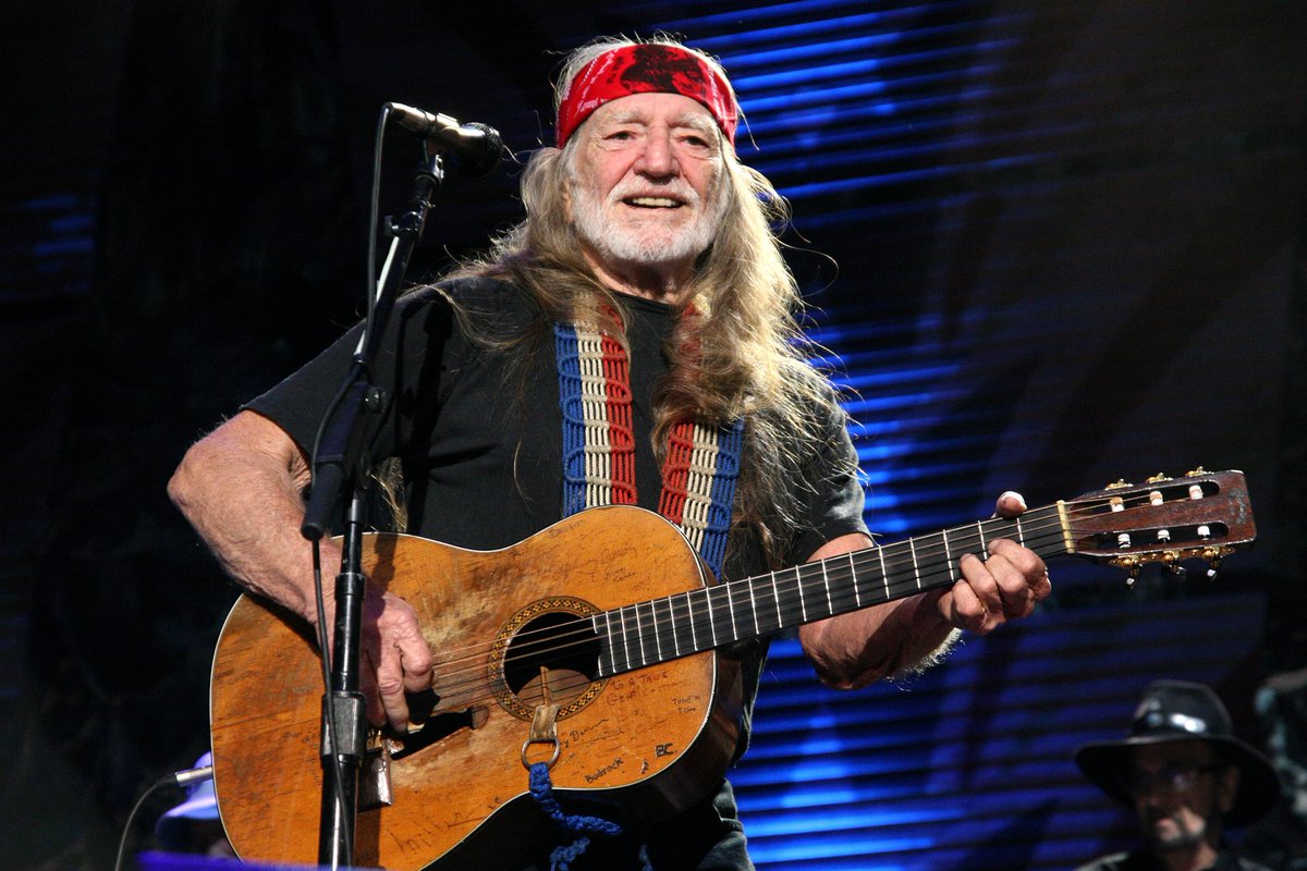 <a href="/willienelson/">Willie Nelson</a> to play Rosa Hart Theatre <a href="/LCCivicCenter/">LakeCharlesEventCtr</a> in #LakeCharles westcentralsbest.com/todays_country… #SWLA