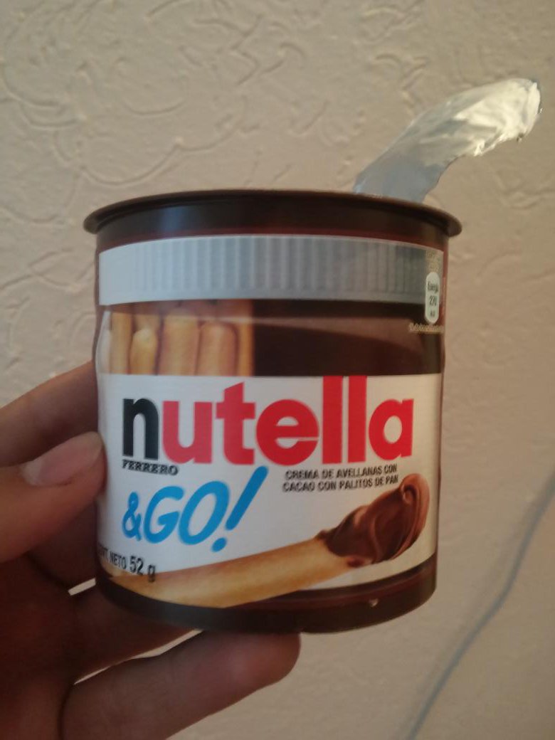 Bite_me10's tweet photo. @NutellaGlobal dios los bendiga ppr tan esquisito snack... Los amo https://t.co/nc04FVe92B