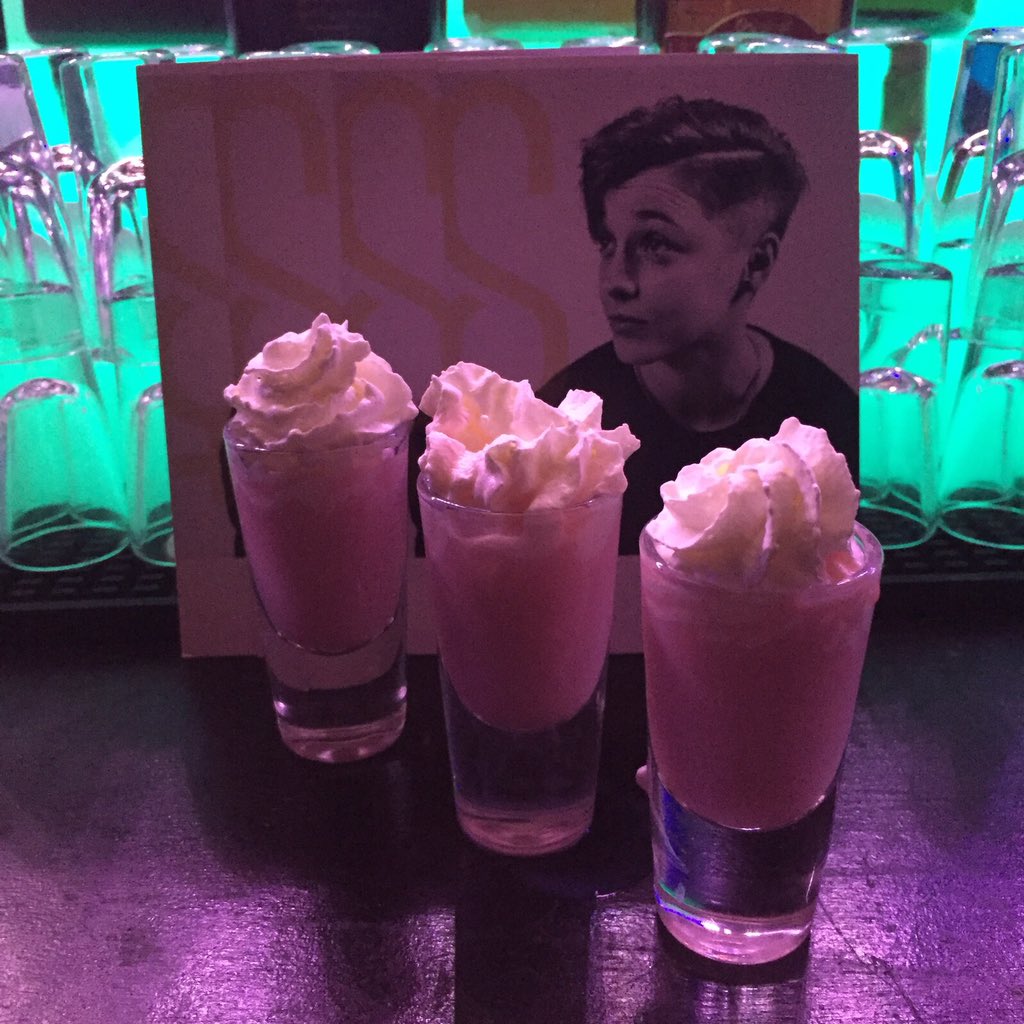 SheSohoBar's tweet photo. Have you tried a @RubyRose shot yet? Get #2SHE https://t.co/aLxRHqewSW
