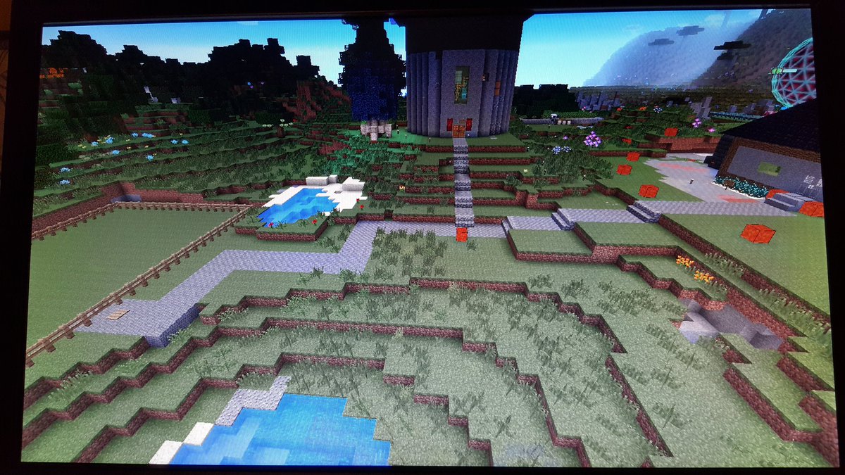 Sam27615's tweet image. So bisschen weg gemacht wenn der @xLordRhodan das sieht ich hab auch schon ne Überraschung für ihn in seiner Truhe