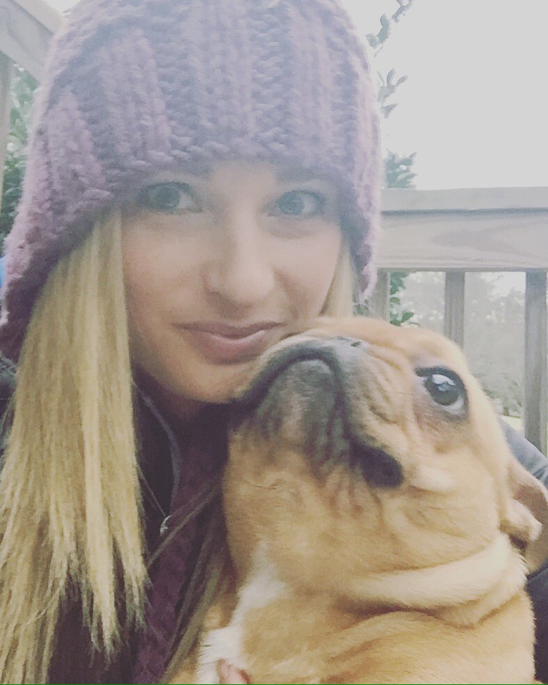 Maaaaaa you're embarrassing me! <a href="/kristivontalent/">Kristi Von</a> #frenchie #frenchbulldogs