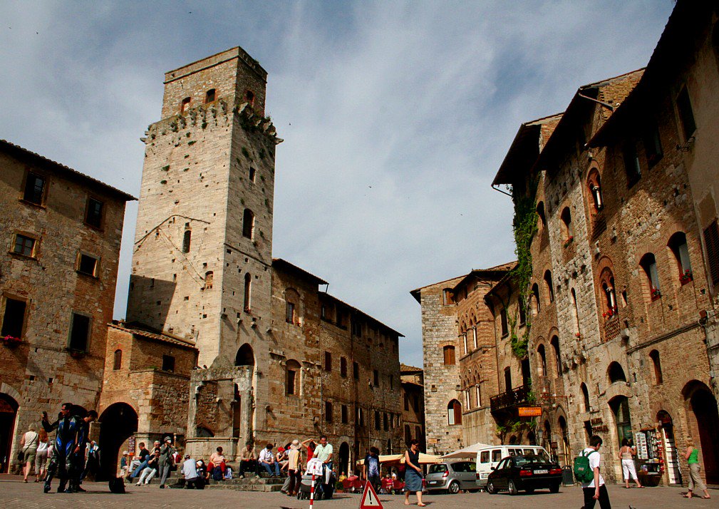 italia_USA_MEX's tweet photo. Italian destinations on 2016 TrivagoTop10 https://t.co/mneQ7sVTdz 
@Matera2019 @urpsangimignano #Lecce #Sorrento https://t.co/sbNmgRza2z