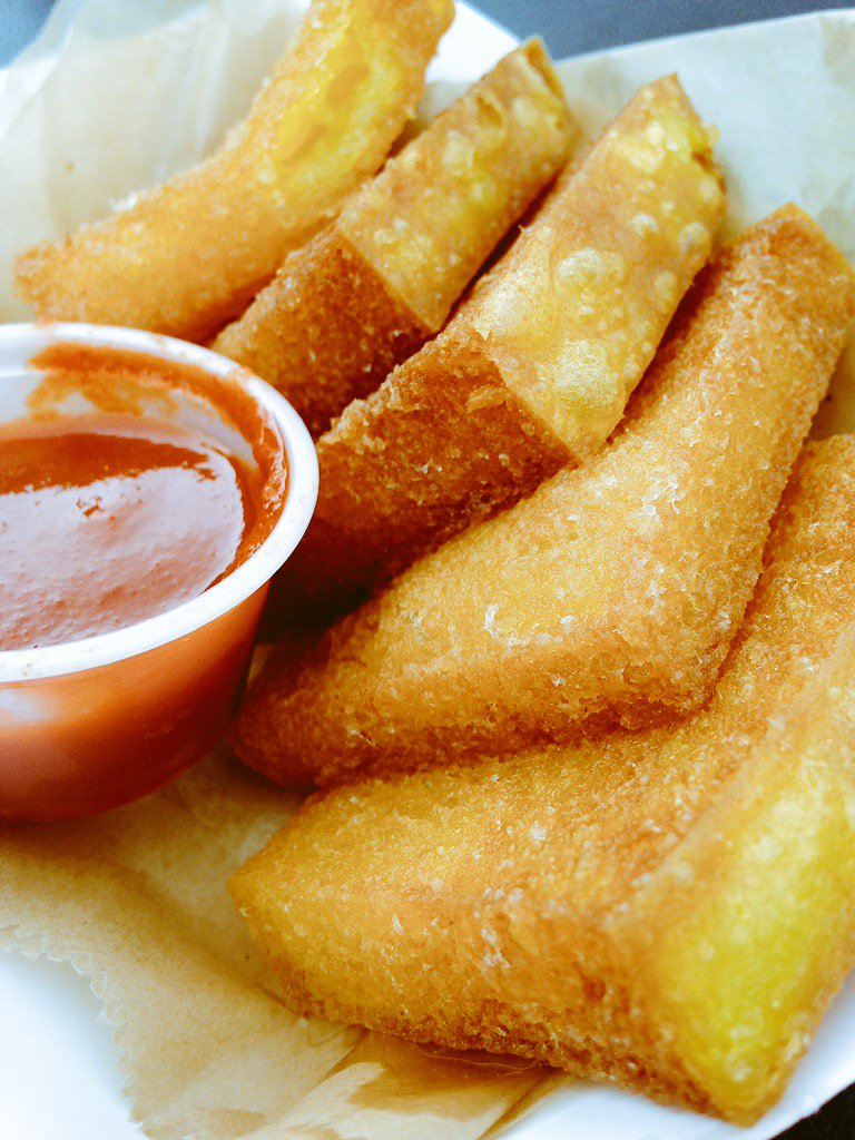 Grab a side of Golden Tofu Fries w/ your meal <a href="/WannaESF/">Wanna-E</a>. It's here @ OtG: UN Plaza 11-2pm. 5 trucks to enjoy