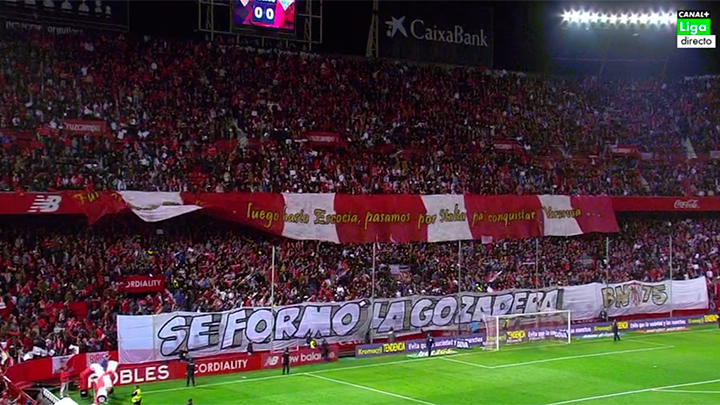 MPlusDeportes's tweet photo. Y en la Bombonera de Nervión... 'Se formó la gozadera'. https://t.co/LQQGHz8nOB