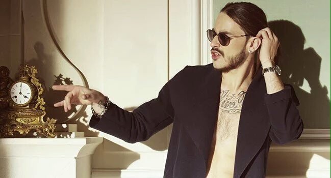 fellow2_0's tweet image. - Véro il nous reste des tailles 34 sur la collec "Purpletime Summer" ? Tu penses ? Jvais check ça merci ma belle