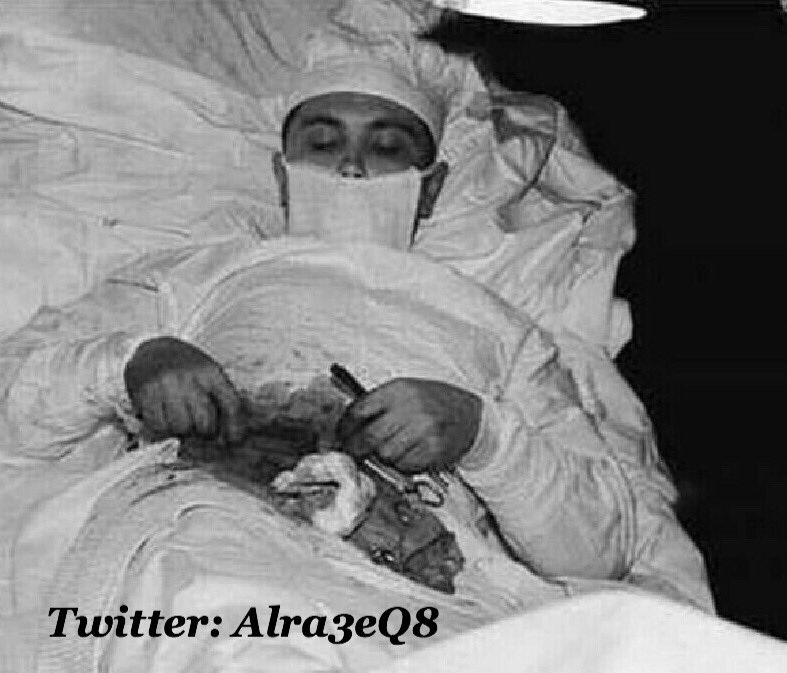 Alra3eQ8's tweet photo. .. إذا أحببت نفسك بشدة فـ/ لن تجد من ينافسك فيها ... https://t.co/BpY9GKyywI