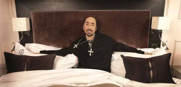 denise_vanouten's tweet photo. The resurrection of David Gest #DavidGuestIsNotDead https://t.co/XdqT9qbi99