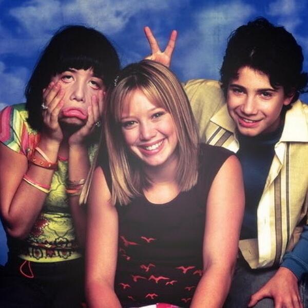 ImLizzieM's tweet image. It's been 15 YEARS since the first ever episode of Lizzie McGuire aired on January 12, 2001