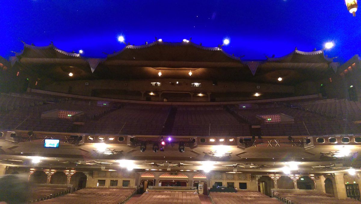 TheEdwardWatts's tweet photo. Made it! #BOM at the Fabulous FOX in Atlanta! https://t.co/1HUTabvGFF