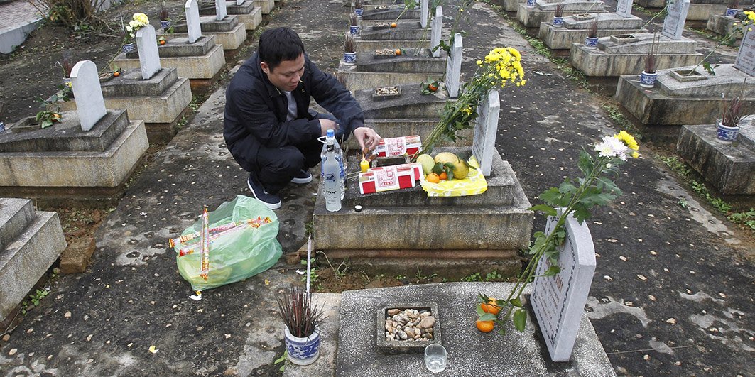 Vietnam begins huge effort to identify war dead - using smart DNA-testing technology ow.ly/WXLuv