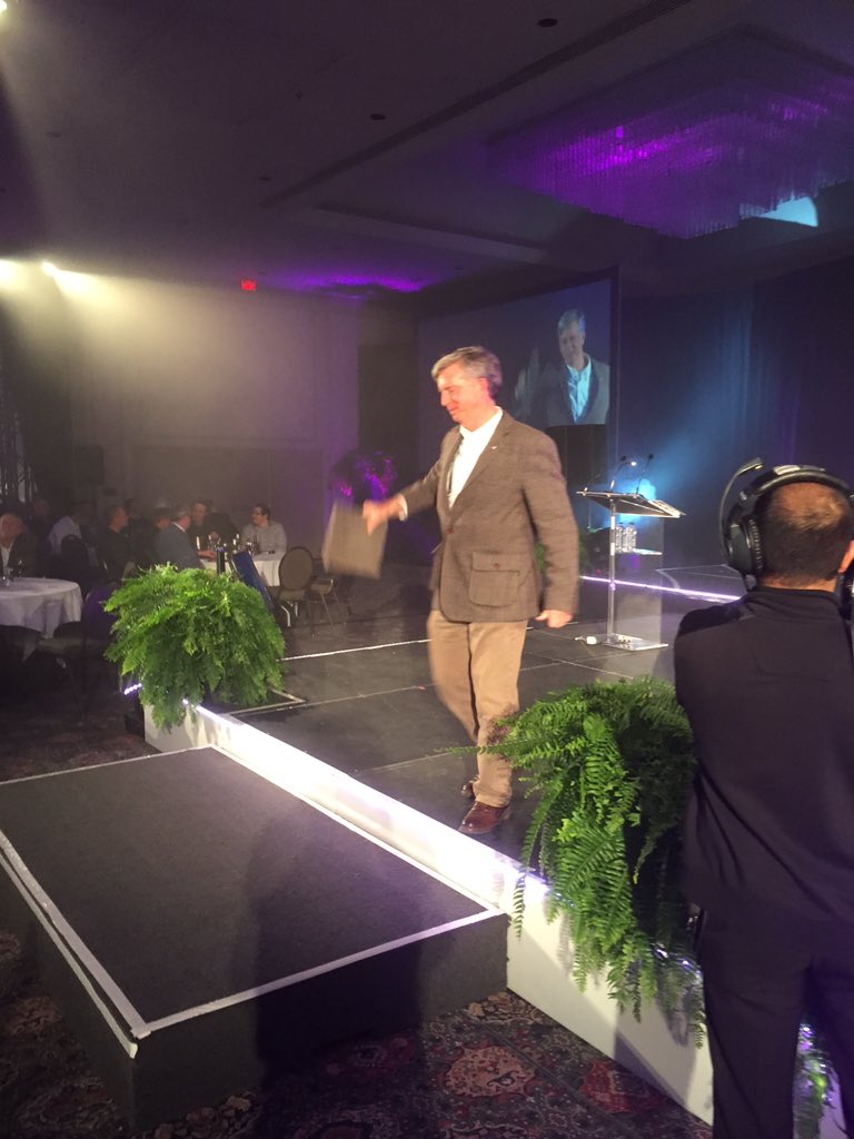 Congrats to <a href="/MarkCullen4/">Mark Cullen</a> - receiving the Community Leadership Award, <a href="/green_for_life/">Landscape Ontario Horticultural Trades Association</a> <a href="/horttrades/">Landscape Ontario</a> #locongress