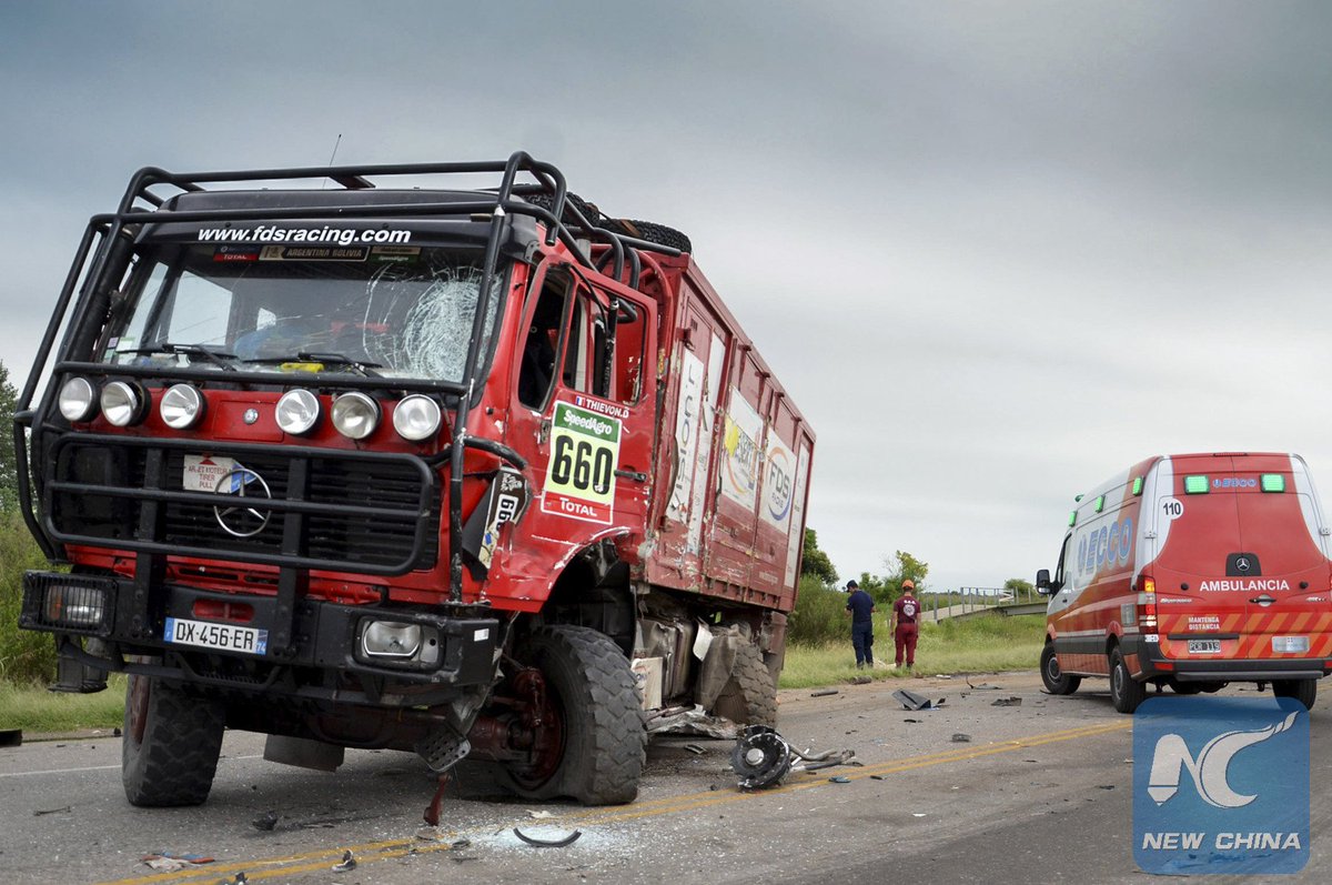 XHNews's tweet image. Dakar Rally claims 2nd fatality in 4 days as 1 dies following a collision of vehicles from the Rally