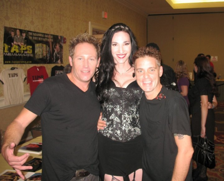 JamieLea3's tweet image. Thankful for the fun times. Brooke, you are really missed.@brookemccarter #RIPBrookeMcCarter #RIPHaim #lostboysmovie