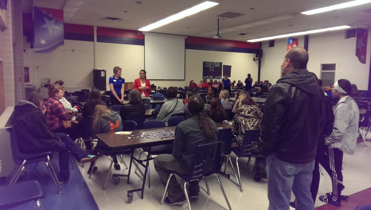 ASmithCTE's tweet image. Introduce a Girl to Engineering night at THS. Business partners rockin it. #ISDstrong #ISDAcademies #cterocks