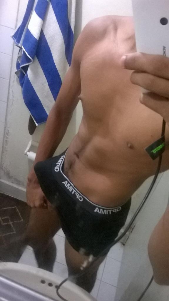 cohen_alejandro's tweet photo. Rt si quieres mi whats https://t.co/9EfLpR3qKT