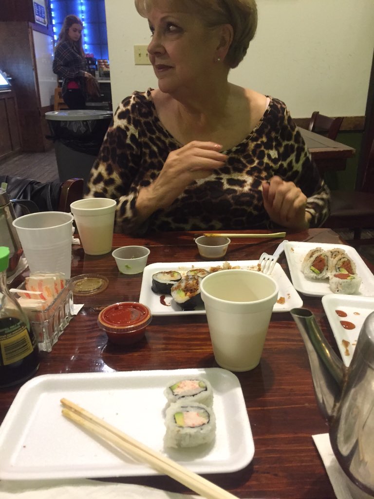 kay_grub's tweet photo. Gram's in Waco 😍👍🏼 https://t.co/nh3s0TCctF