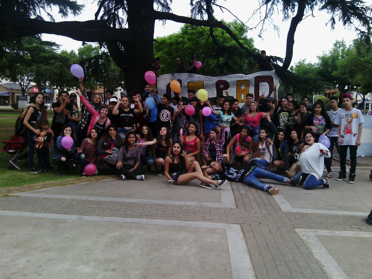 AgusDmansilla's tweet photo. #CMPAO y nada mas♡♡♡ https://t.co/g3M2UFfuzJ