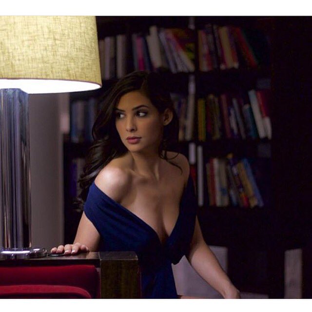 betsymossonline's tweet photo. The stunning @camilabanus in #betsymoss #resort16 #hollywoodglam #daysoflives #actress https://t.co/h0eVajbnl9