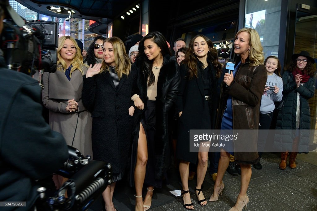pllcandids's tweet photo. [MORE] Pretty Little Liars cast at Good Morning America in New York City on January 12th, 2016 https://t.co/C6gVt3CxKv