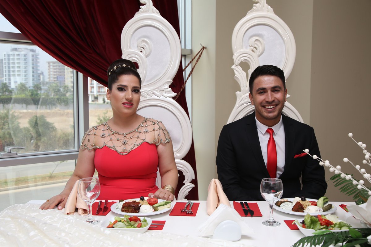Semra &amp; Talip Çiftinin Dia Center'da Gerçekleşen Nişan Töreni 

facebook.com/mersindiacente…