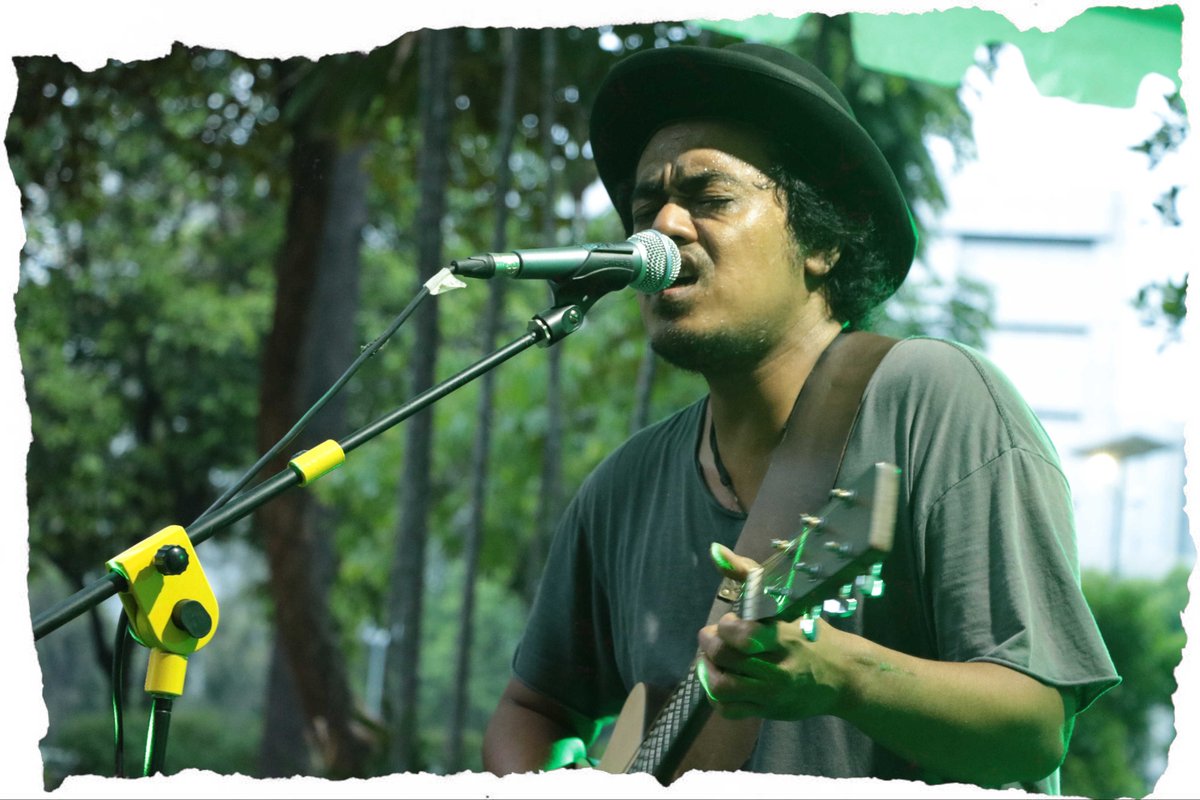 <a href="/araydaulay/">araydaulay</a>