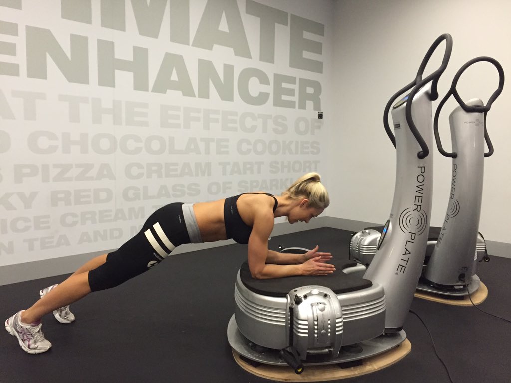 CarolinePearce's tweet image. Completed my @GMB #plankoff today on @powerplate! 7.05mins. Incline position easier but vibration made it harder!