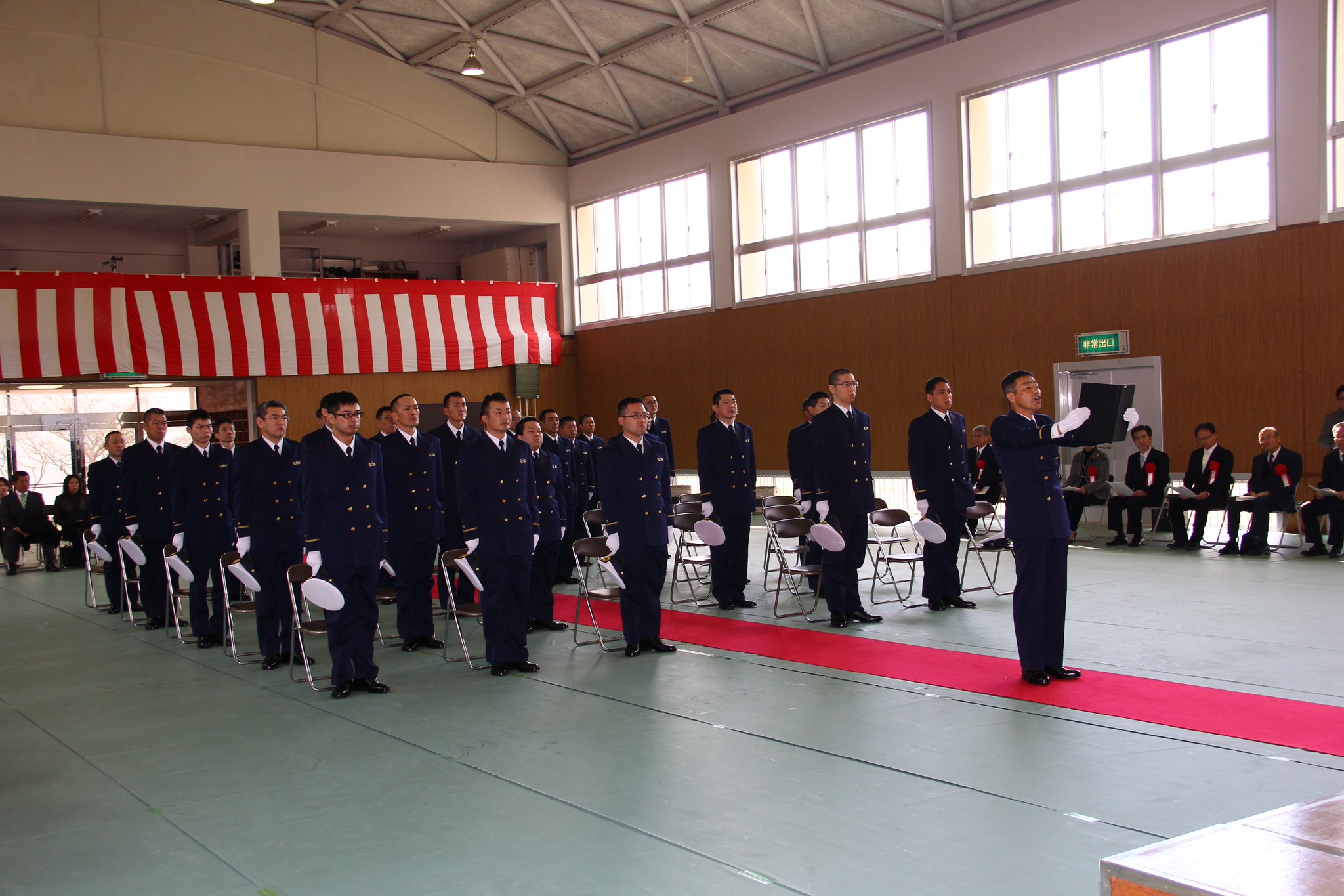 טוויטר 海上保安庁 בטוויטר １月１３日 海上保安学校門司分校において 研修科船艇職員等初任者課程 第７４期生の入校式が行われ 船舶 航空機や無線通信等の有資格者対象の試験から採用された３２名が入校しました 今後同校において約６ヶ月間の初任者教育が行