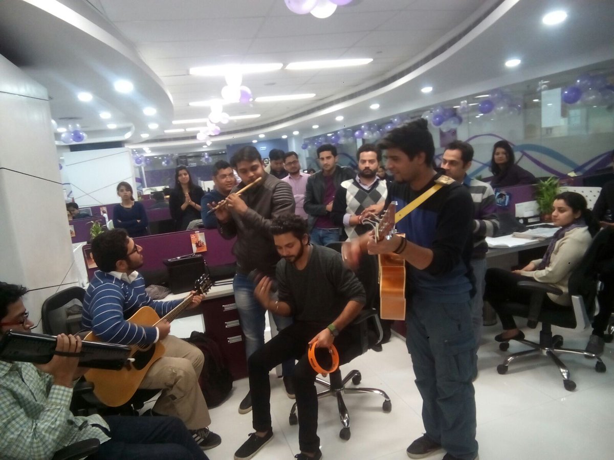 cis_events's tweet photo. Vibes of the #MindshareDay in Delhi are musical! @Mindshare_In @mindshare #TeamMindshare https://t.co/nxn8IKgDNf