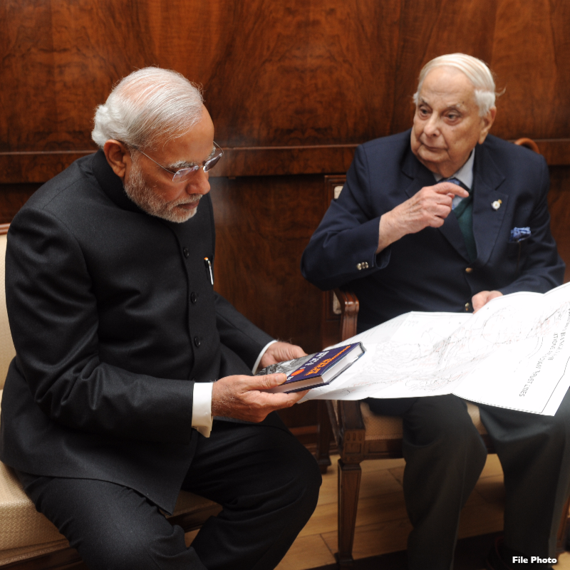 Narendra Modi tweet media