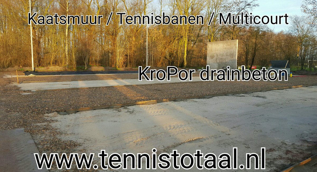 TennisTotaal's tweet photo. 2016 luiden we in met de aanlegvan 1260m2 @KroPorcourt tbv #tennis #kaatsmuur #multicourt te Arum iov @AnteaGroupNL https://t.co/txvZPZiqee