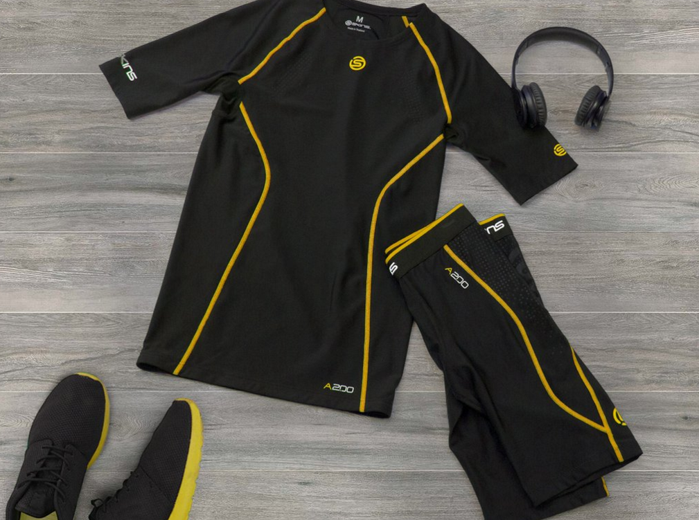 SkinsRSA's tweet photo. Treat yourself with some SKINS A200 gear! https://t.co/Sm7m2tTvTv https://t.co/zoon5H2bbG