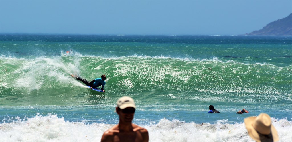 sneKs_za's tweet image. "Hit the Lip" - Every Bodyboarder

#bodyboard #davewinchester #board #wave #surf #ride #barrel @iDaveWinchester #NMD