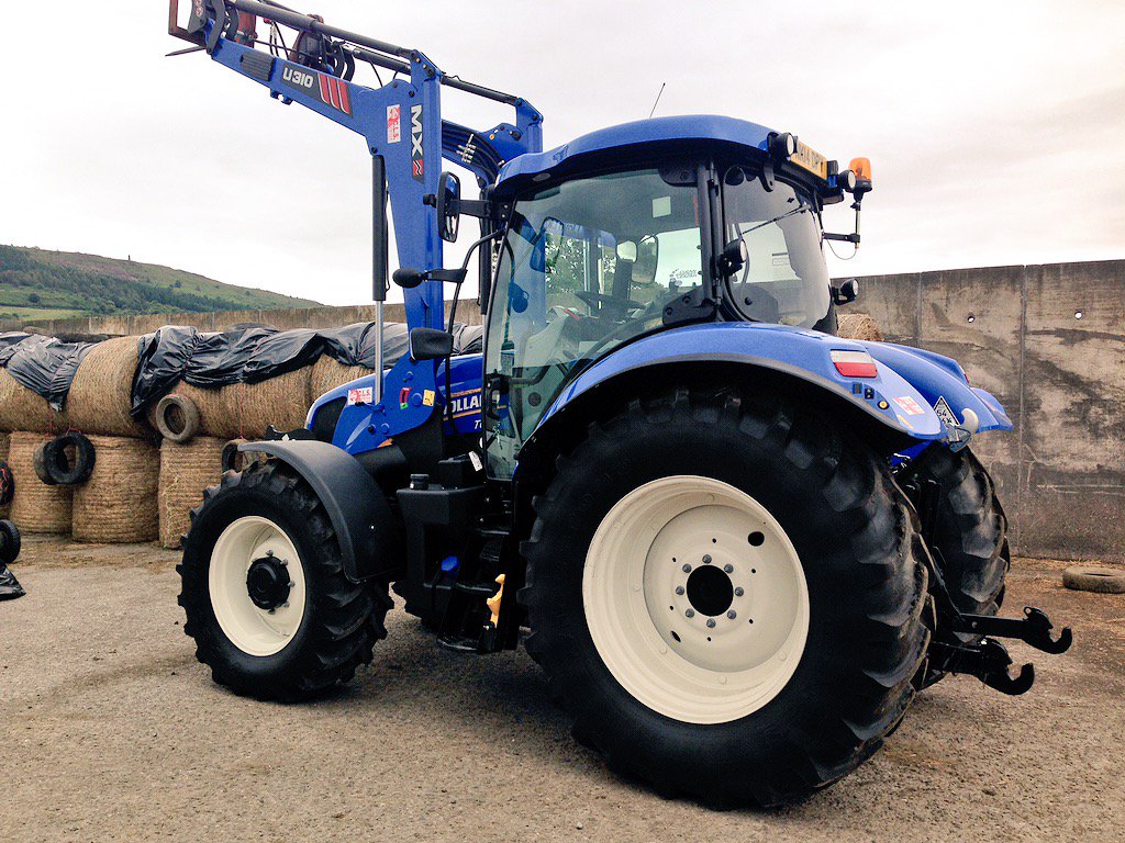 CLSSelfdrive's tweet photo. Looking for a tractor? Then contact us for hire or purchase prices. Discounted long term hire rates available #hire https://t.co/5juIqGRjuF