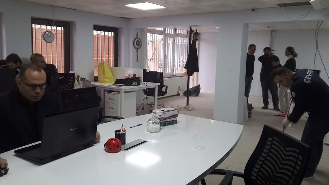 iutetlab's tweet photo. TET LAB hazırlıkları devam ediyor https://t.co/GNaCrmjPJo
