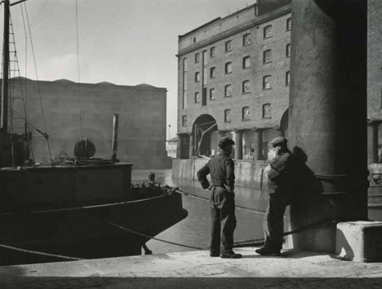 MaritimeMuseum_'s tweet photo. Immerse yourself in our many exhibitions... #waterfront300 #titanic #sailaway #cunard175 
https://t.co/UzMCFRUCS9 https://t.co/xPqmmCNwJk