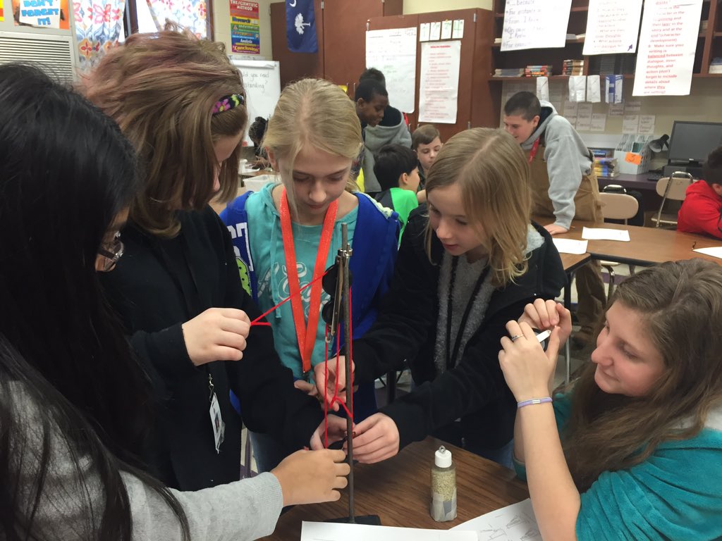 RisingerJenny's tweet photo. Engineering with pulleys with Mrs Bennett today.  Go Knights! #excitedscientists https://t.co/vkEYhQ8OK4