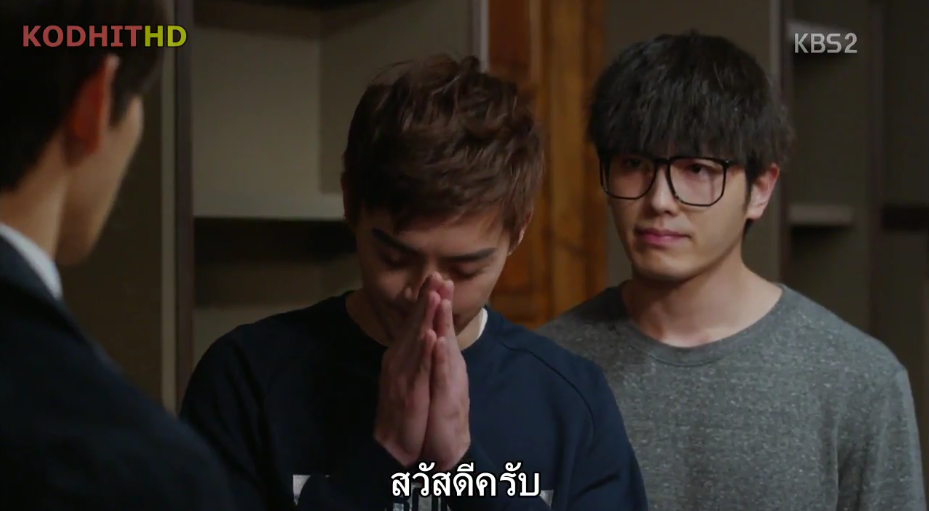 AUMTAENY's tweet photo. แกร๊! ณเดช จากประเทศไทยก็ไปเรียนที่ #MoorimSchool เพิ่งมาเกาหลีได้ไม่นานยังพูดเกาหลีไม่คล่องพูดไทยสวัสดีครับด้วย 555 https://t.co/OceCI6HPot
