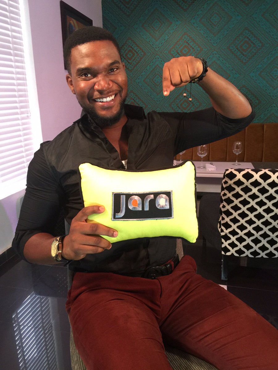thejaratv's tweet photo. Nollywood actor @KunleRemi will be joining us on today's episode of #Jara no miss am o! On AMShw DStv Ch151 19:30CAT https://t.co/F74a1bEmDj