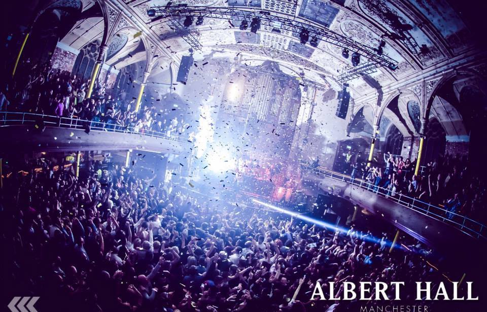 NightLifeFever tweet media