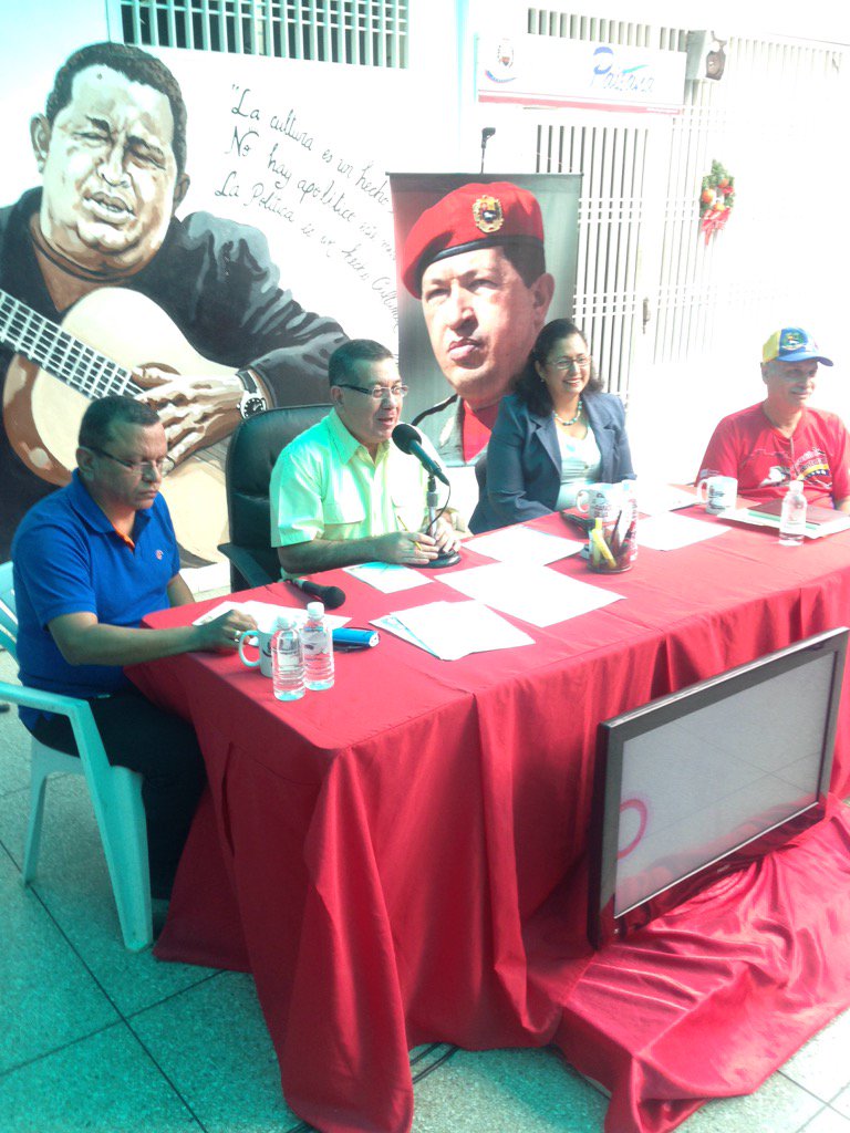 famp74's tweet photo. @gobtrujillo @RangelAlDia @RangelSilva2012 https://t.co/vptWwgfxAt