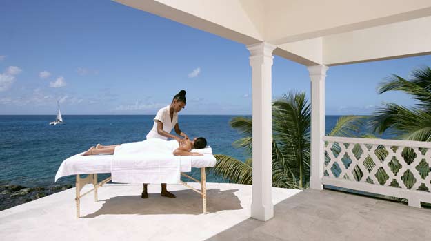 EssentialHotel tweet picture
