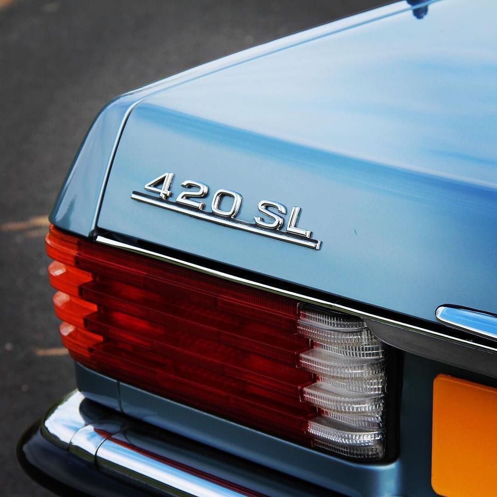 TheSLShop's tweet photo. The #iconic #Mercedes-Benz #107SL, 420 variant. #luxury #classic #classiccar #carsovereverything #carsofinstagram #… https://t.co/Yv0FnA74a2