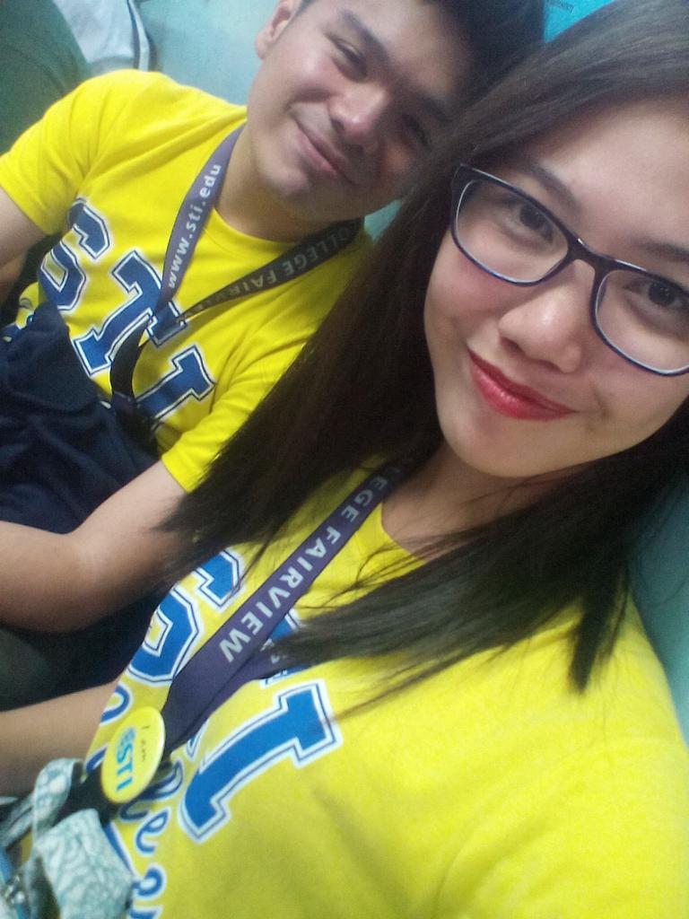 Lanzerific's tweet photo. Its not a  bad thing to fall inlooooove with me. <3 hi dy :** https://t.co/vw4VNJrqSx
