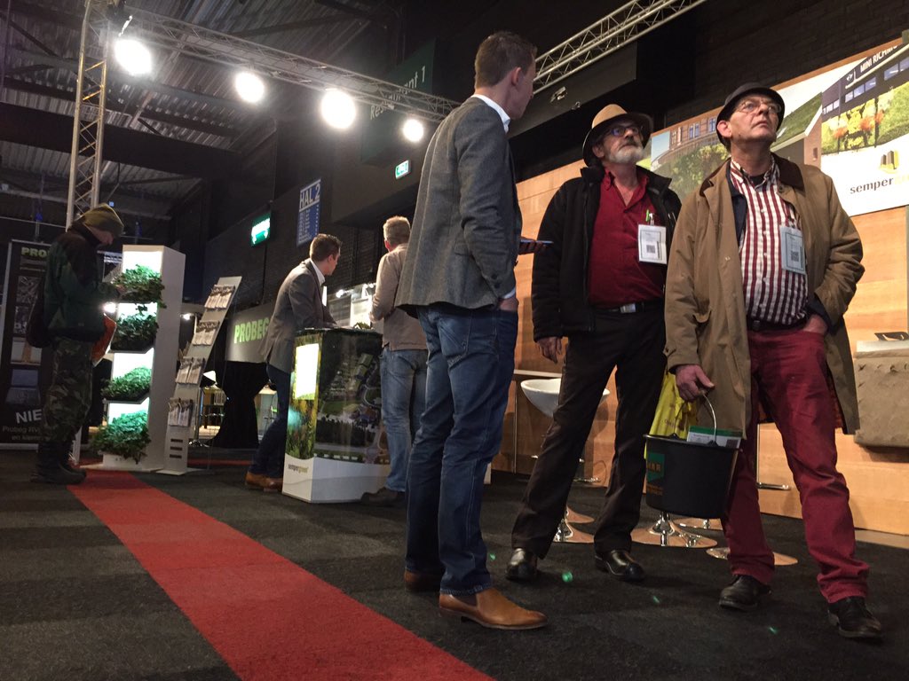 JorisBalvers's tweet image. Laat u inspireren! Welkom op stand 215 #GroeneSector in Hardenberg #groenedaken #groenegevels @GS_EH