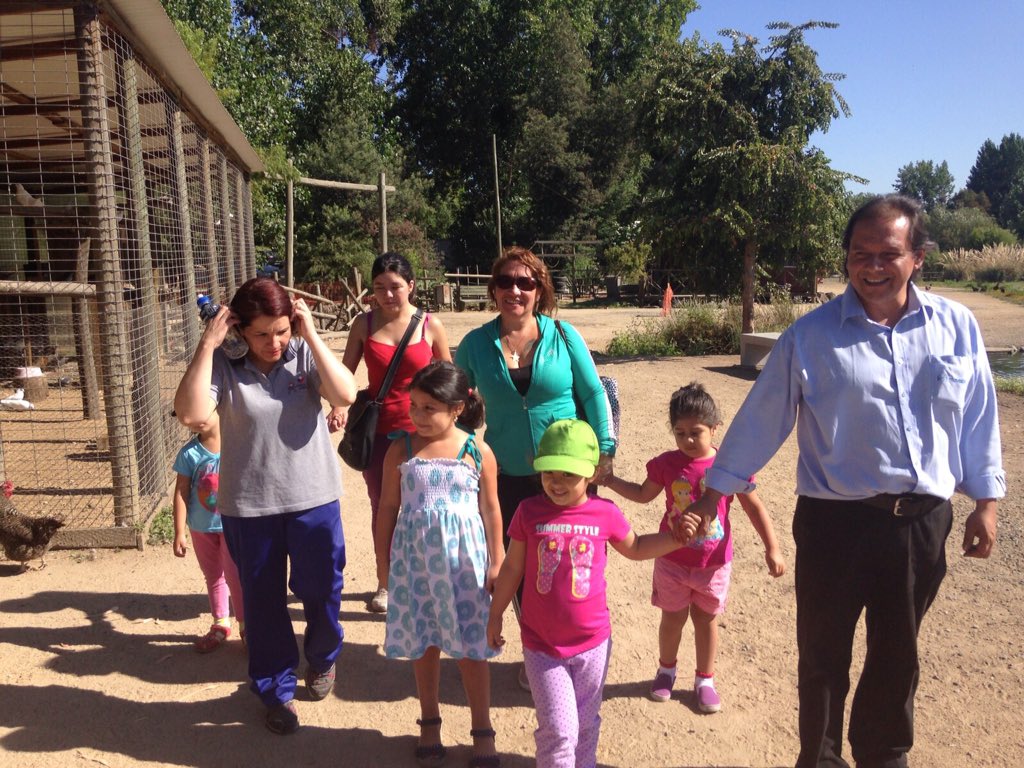 ExploraMaule's tweet photo. AHORA #Talca | Niñas y Niños del Jardín "Los Enanitos" participan en #EcoBrigadas: biodiversidad en un #LabNatural https://t.co/PlWA6E8K36