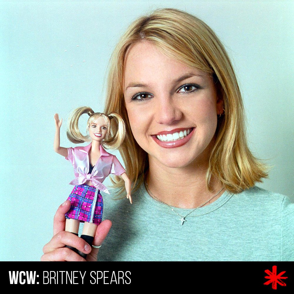 AsteriskToday's tweet photo. Did you know that the song “…Baby One More Time” was originally intended for TLC? We love you, @britneyspears https://t.co/qkMGiKLgDj