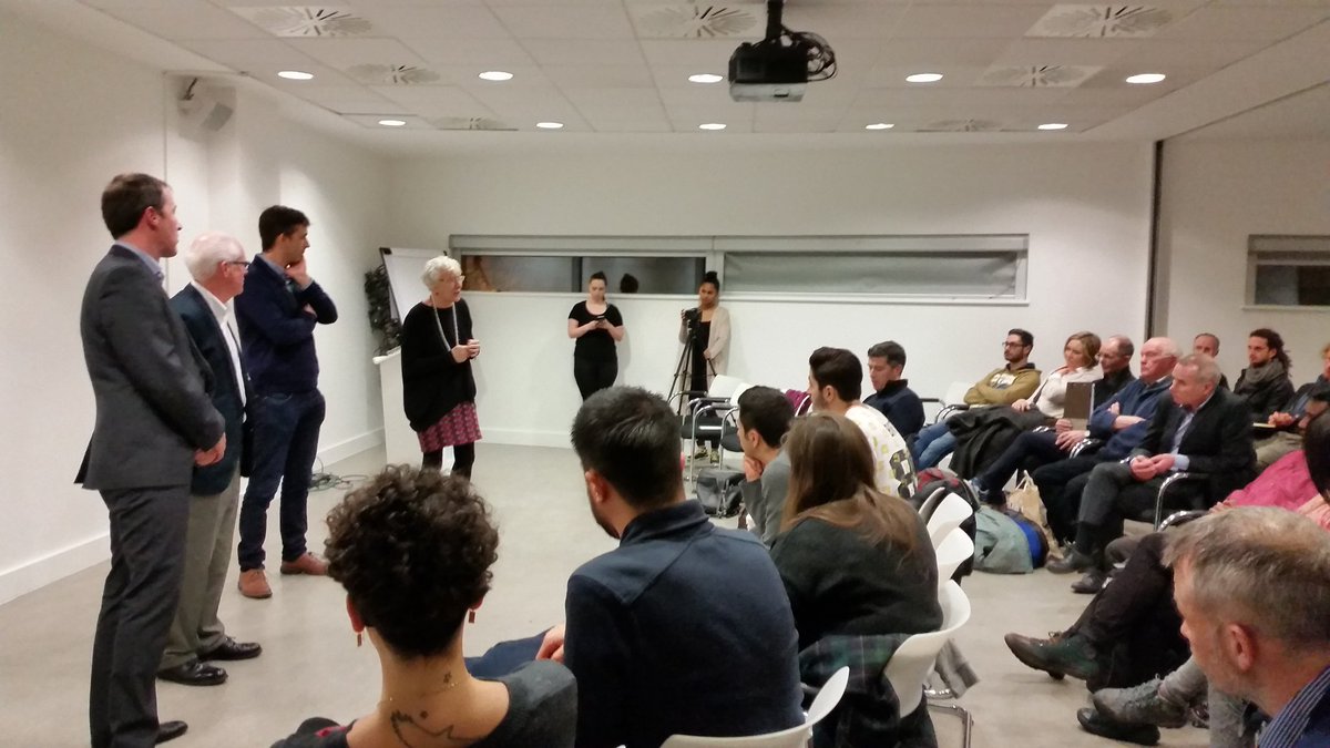 ruta_io's tweet photo. Amazing to see a conversation happening between educators, corporates &amp; entrepreneurs 💡 at #learntechlabs #edchatie https://t.co/PsV1d5SbFL