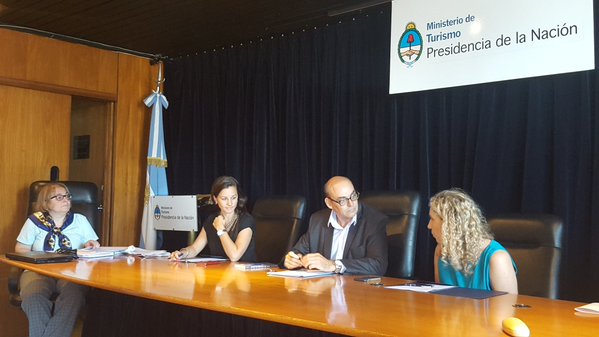 DesTurArg's tweet image. Silvana Biagiotti, Subsecretaria de Desarrollo Turístico, conformando la Comisión Federal de #turismoreligioso