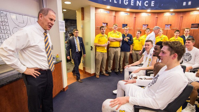 UMichAthletics's tweet photo. .@markdonnal has accepted @JohnBeilein’s challenge in a B1G way.
@SKORNACKI » https://t.co/jcbEaHCCcr
#GoBlue https://t.co/5qcsVV7D2M
